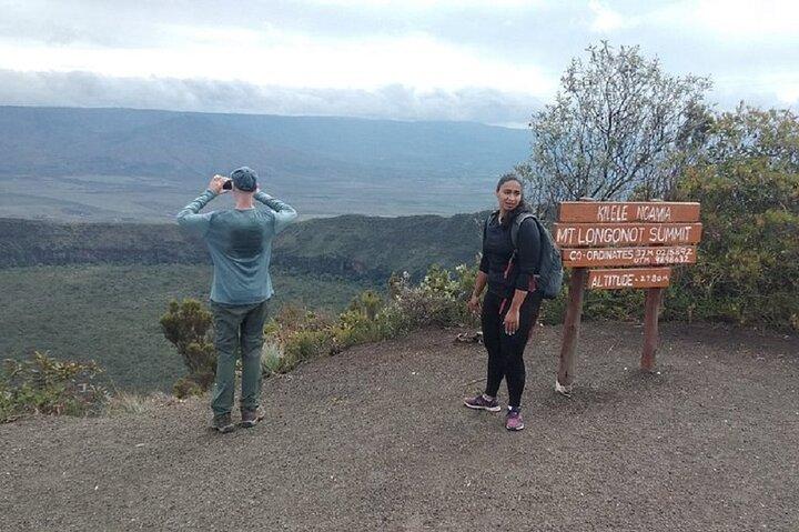 Randonnée d'une journée au mont Longonot avec promenade en bateau en option depuis Nairobi
