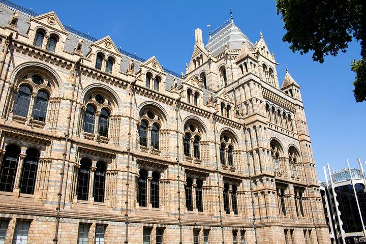 London Walking Tour Natural History Museum
