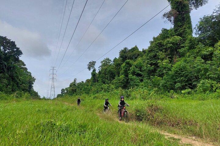 Thai Mueang Beach e Cascata Eco Bike Relax Tour da Khao Lak
