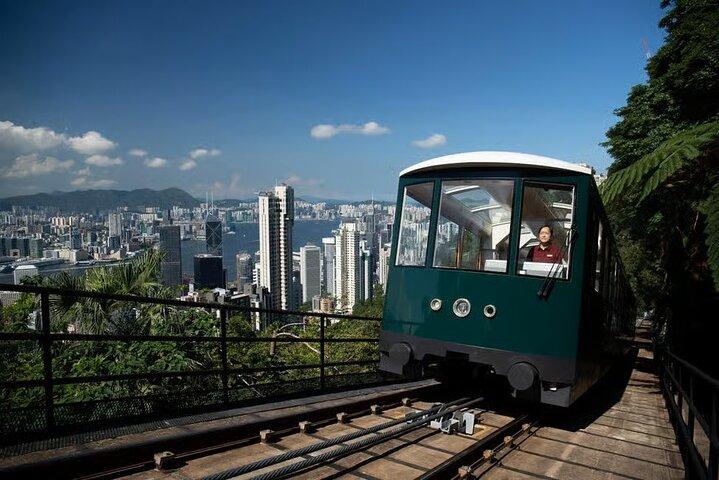 Giro panoramico della Sky Tower di Hong Kong