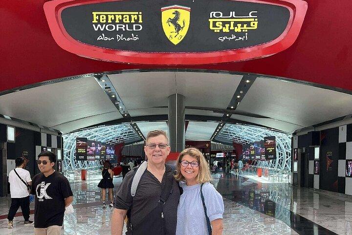 Abu Dhabi Topp 15 måste-se sevärdheter med stora moskén och souker