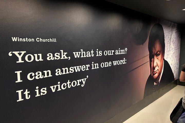 Visite guidée du musée Churchill et des salles de guerre