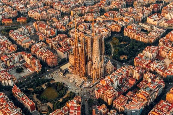 Taste of Barcelona Tapas gourmet e vino nel quartiere gotico