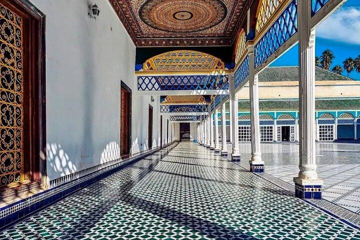 Marrakech Bahia Palace Saltafila con Audio Guida