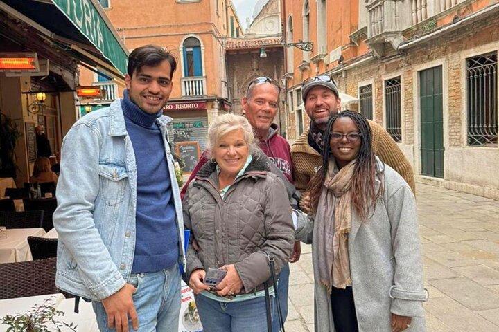 Venice Private Walking Tour with Food Tasting