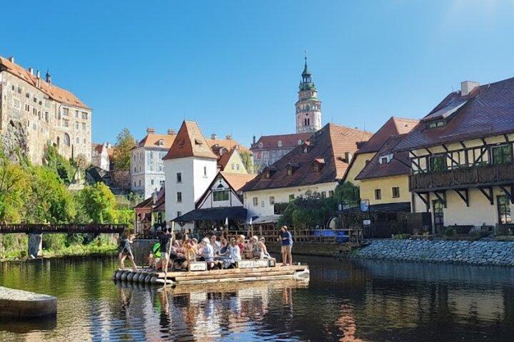 Krumlov All-inclusive sommer tur: flodkrydstogt, slot og frokost