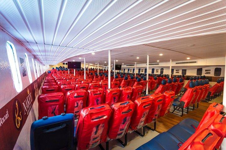 Phuket para Phi Phi Ferry ida e volta transferência com relaxamento na praia