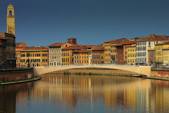 Vanuit Florence een privétour naar Pisa, Lucca en de smaken van Casablanca.