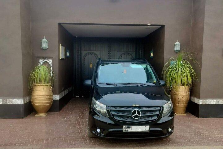 Private One Way or Roundtrip Transportation to Marrakech Hotels