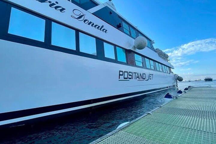 Transfert en ferry entre Naples et Positano