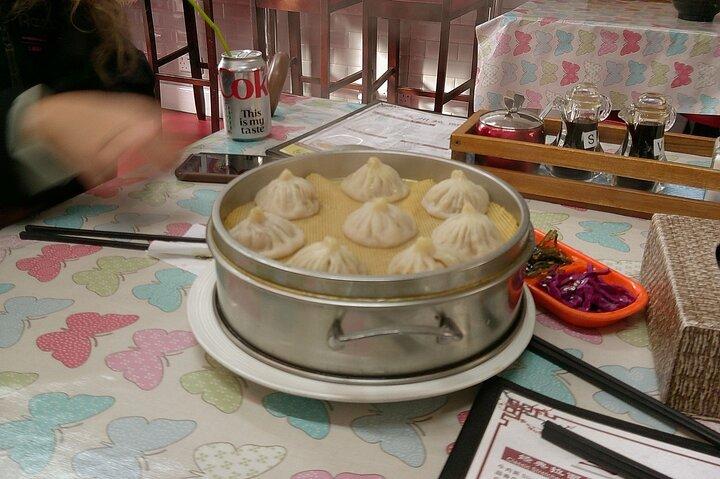 Esplora il quartiere asiatico di Edimburgo e la cucina scozzese locale