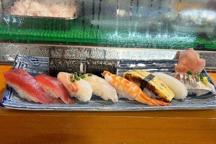 Adachi-vismarkttour in Tokio
