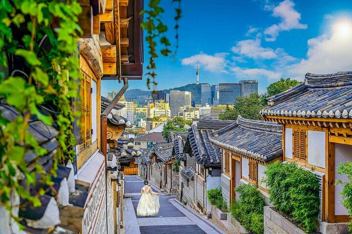 Tour a piedi di Bukchon Hanok Village Seoul con audioguida