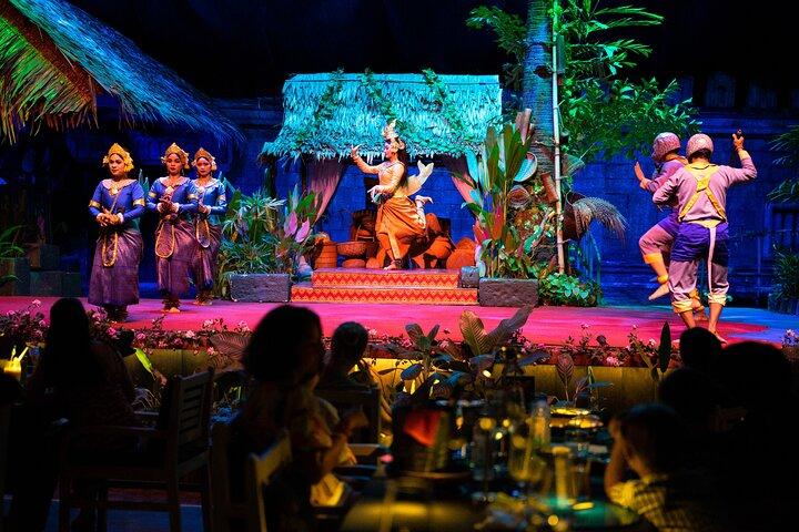 カネルディナーショー-シェムリアップでのアプサラダンスとファインダイニング