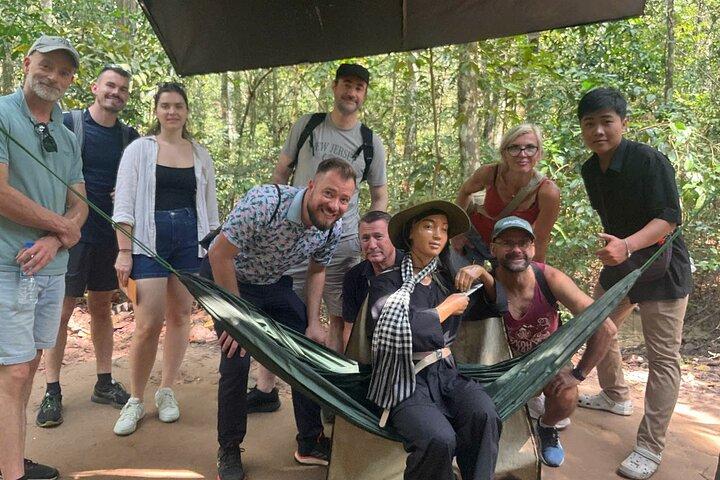 Tour espresso dei tunnel di Cu Chi – piccolo gruppo, mezza giornata