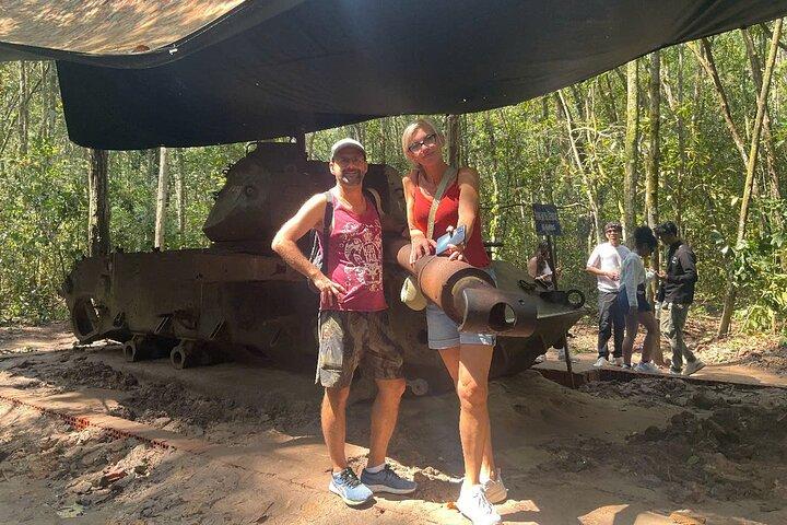 Tour espresso dei tunnel di Cu Chi – piccolo gruppo, mezza giornata