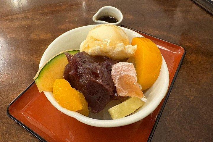 銀座スイーツツアー抹茶パフェと和日本語