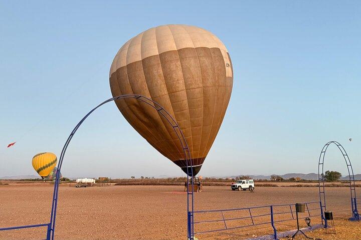 Volo in mongolfiera con colazione berbera