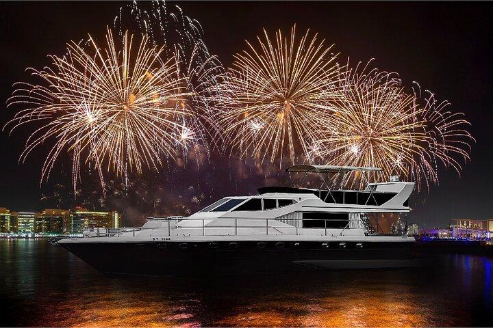 Oudejaarsavond Luxe Yacht Fireworks View en BBQ Cruise