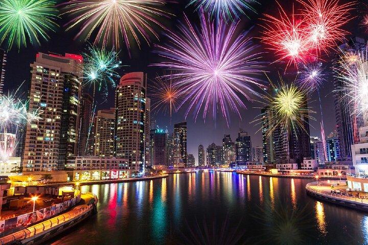 Oudejaarsavond Luxe Yacht Fireworks View en BBQ Cruise