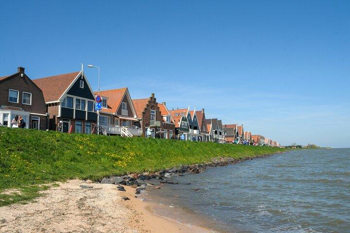 オランダ語カントリーサイドツアー : Zaanse Schans, Edam, Volendam & Marken