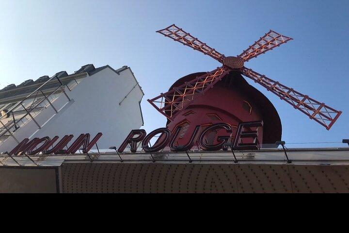 Expérience Moulin Rouge avec chauffeur privé et billets de spectacle