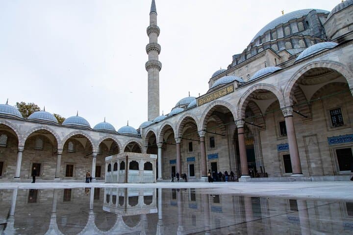 Private Blue Mosque & Old City Walking Tour with Local Guide