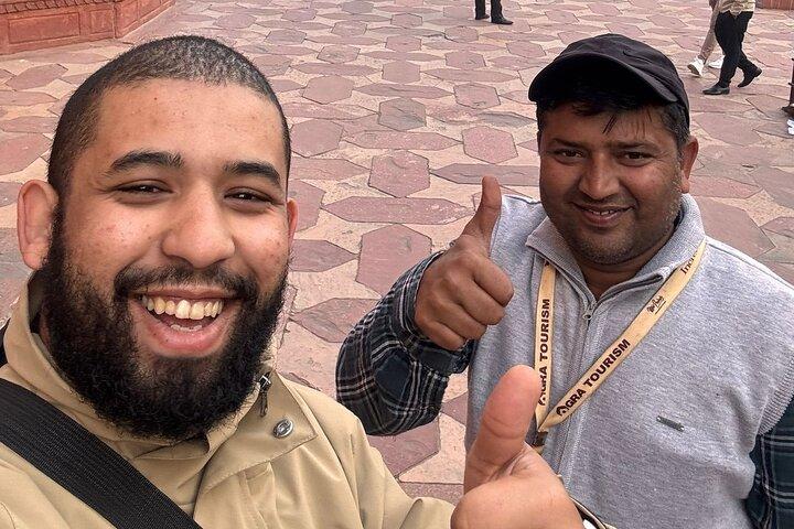 Taj mahal Agra - ラインエントリーをスキップしてライセンスツアーガイド