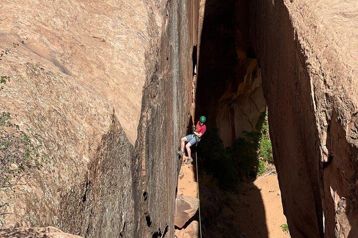 Aventure en rappel à Moab: canyon de la chambre médiévale