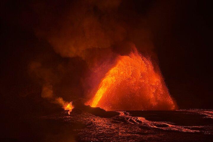 Escursione a Kīlauea e osservazione della lava con nativi hawaiani