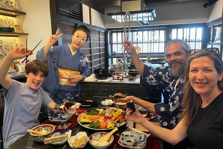 Private Kyoto Townhouse Hom Besøg Sushi madlavning og te ceremoni
