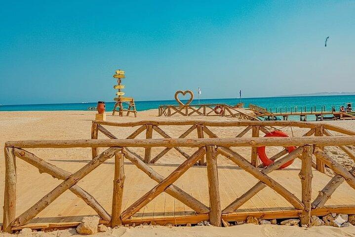 Île Magawish Snorkeling, croisière de plongée avec déjeuner – Hurghada
