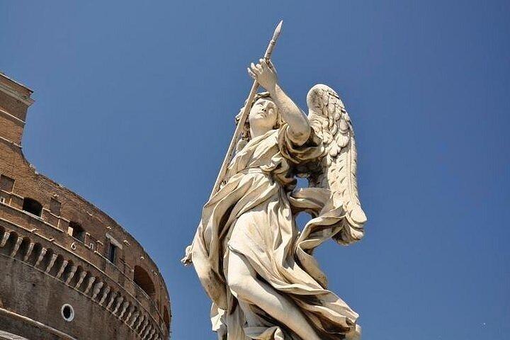 Dan Browns Angels and Demons Semi Private Tour in Rome