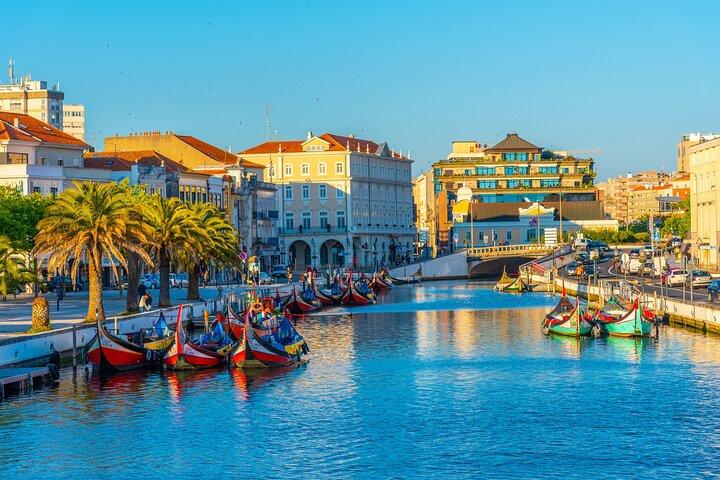 Middag Portugees Venetië: Aveiro en Costa Nova Vertrek vanuit Porto