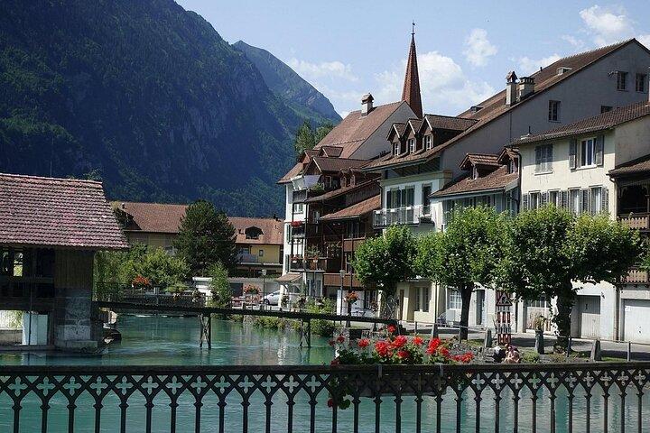 Tour de um dia pelas Cataratas do Vale de Lauterbrunnen Zurique Lucerna Coach