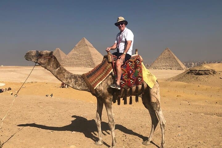 Giza Pyramids & Private Felucca on the Nile – VIP Experience