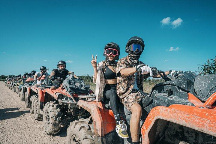 MIAMI-ATVオフロードツアー。 フリーゴーグルとヘルメット