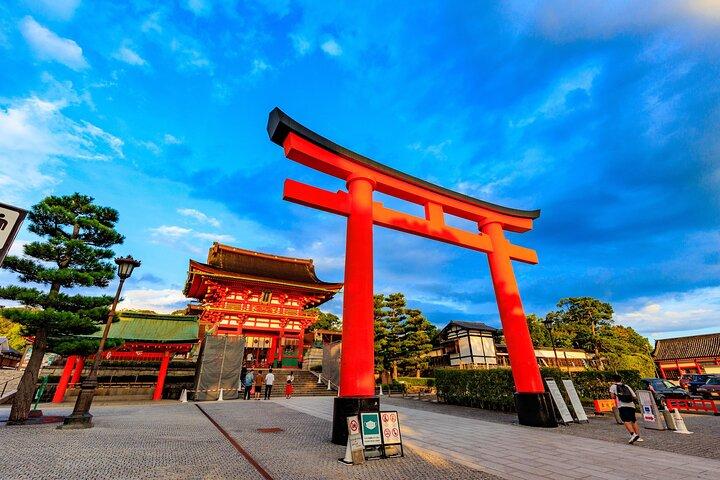 Private Customizable Kyoto Day Tour em carro de Osaka