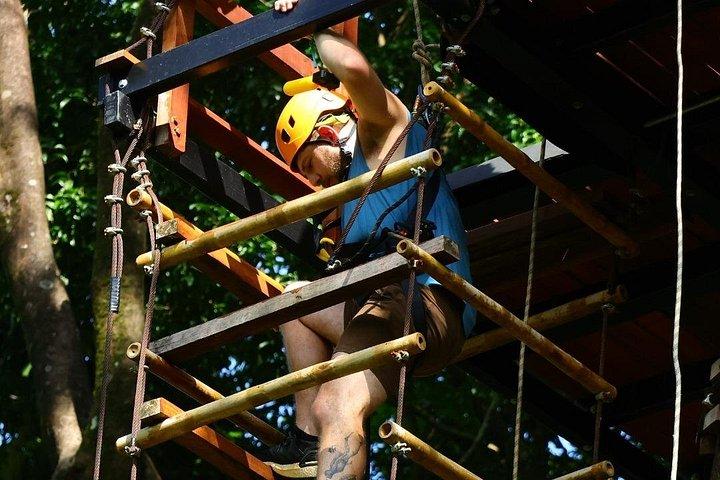 カオラック発スカイロックハイスリル熱帯雨林ジップラインアドベンチャー