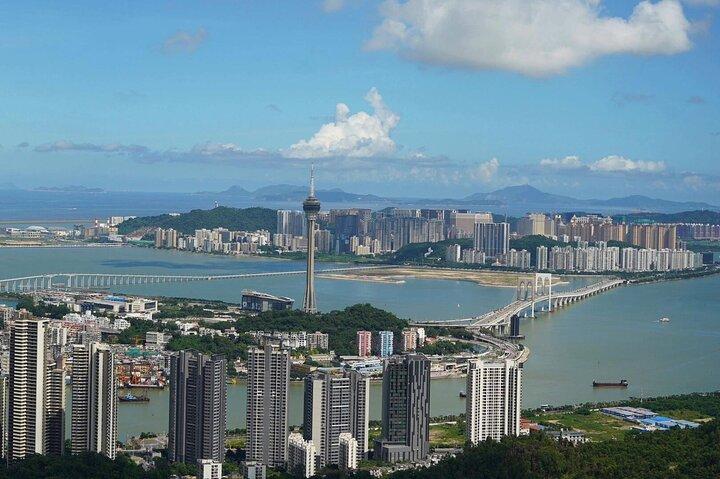 HZMBブリッジ経由の香港TOマカオ専用アルファードシャトル