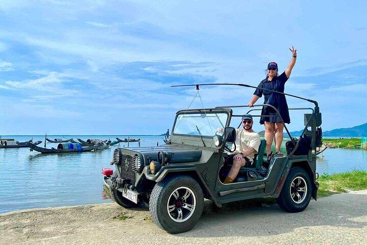Hue–Hoi An Classic Jeep Tour: Hai Van Pass, Lang Co Beach e mais
