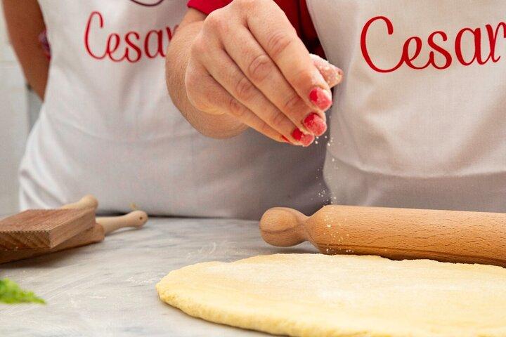 マルティーナフランカの地元の家でオレッキエット料理教室
