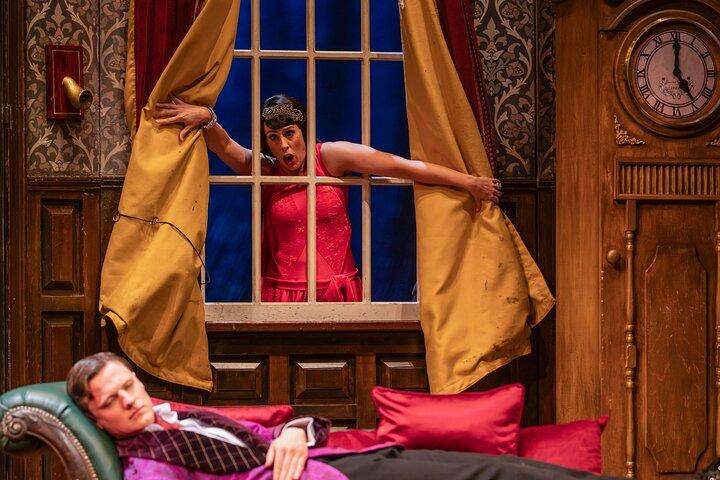 The Play That Goes Wrong in London Theatre