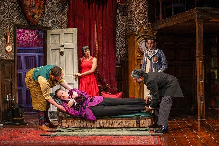 The Play That Goes Wrong in London Theatre