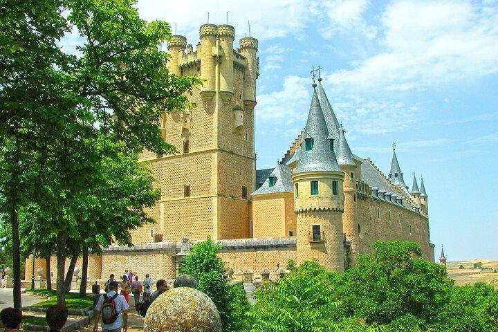 Escapada privada a Madrid: Toledo y Segovia