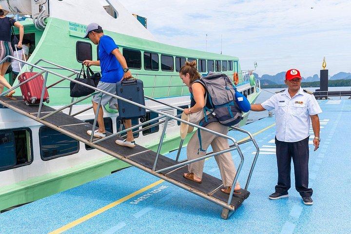 Smooth Round Trip Ferry Transfer from Krabi to Phi Phi Island