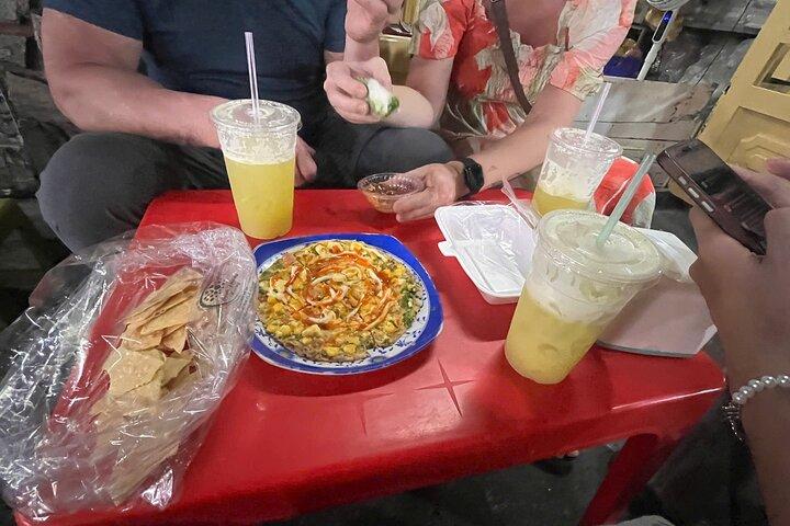 Ho Chi Minh Street Food and Sightseeing By Motorbike