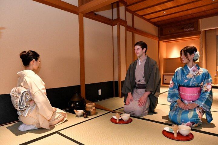Kimono Teezeremonie Erfahrung im Kyoto Orizuruya Gion