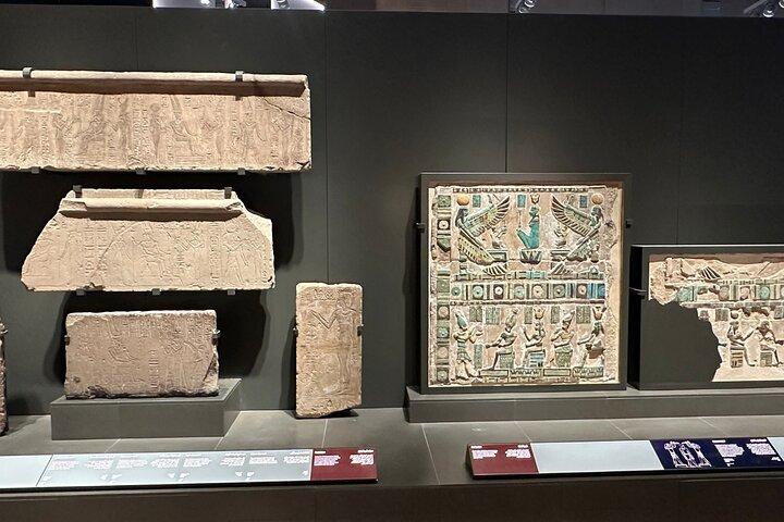 豪華VIP日帰りツアーピラミッドと大エジプト博物館