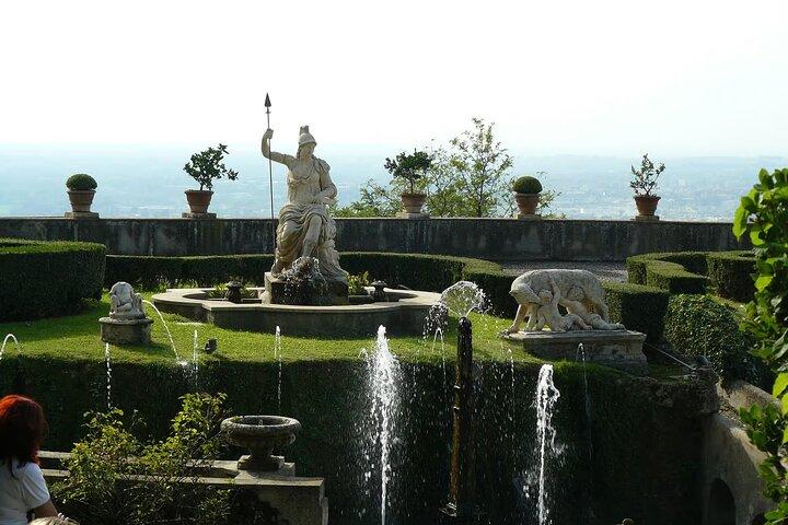 From Rome Villa D'Este and Hadrian's Villa Day Tour in Tivoli